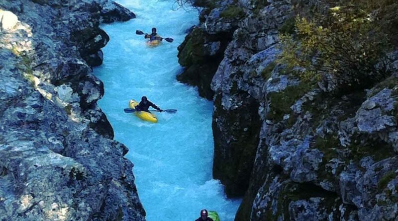 kayaking blue